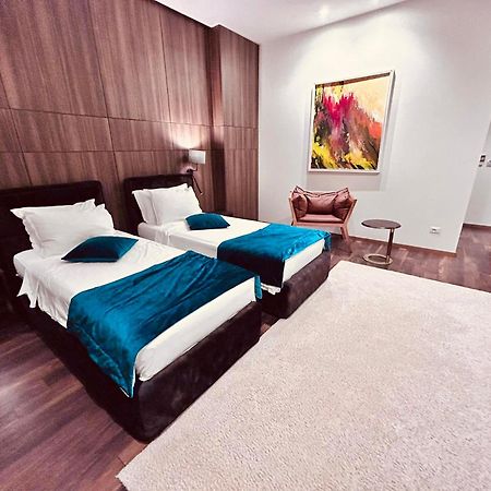 Premium Park Hotel Prizren Ngoại thất bức ảnh