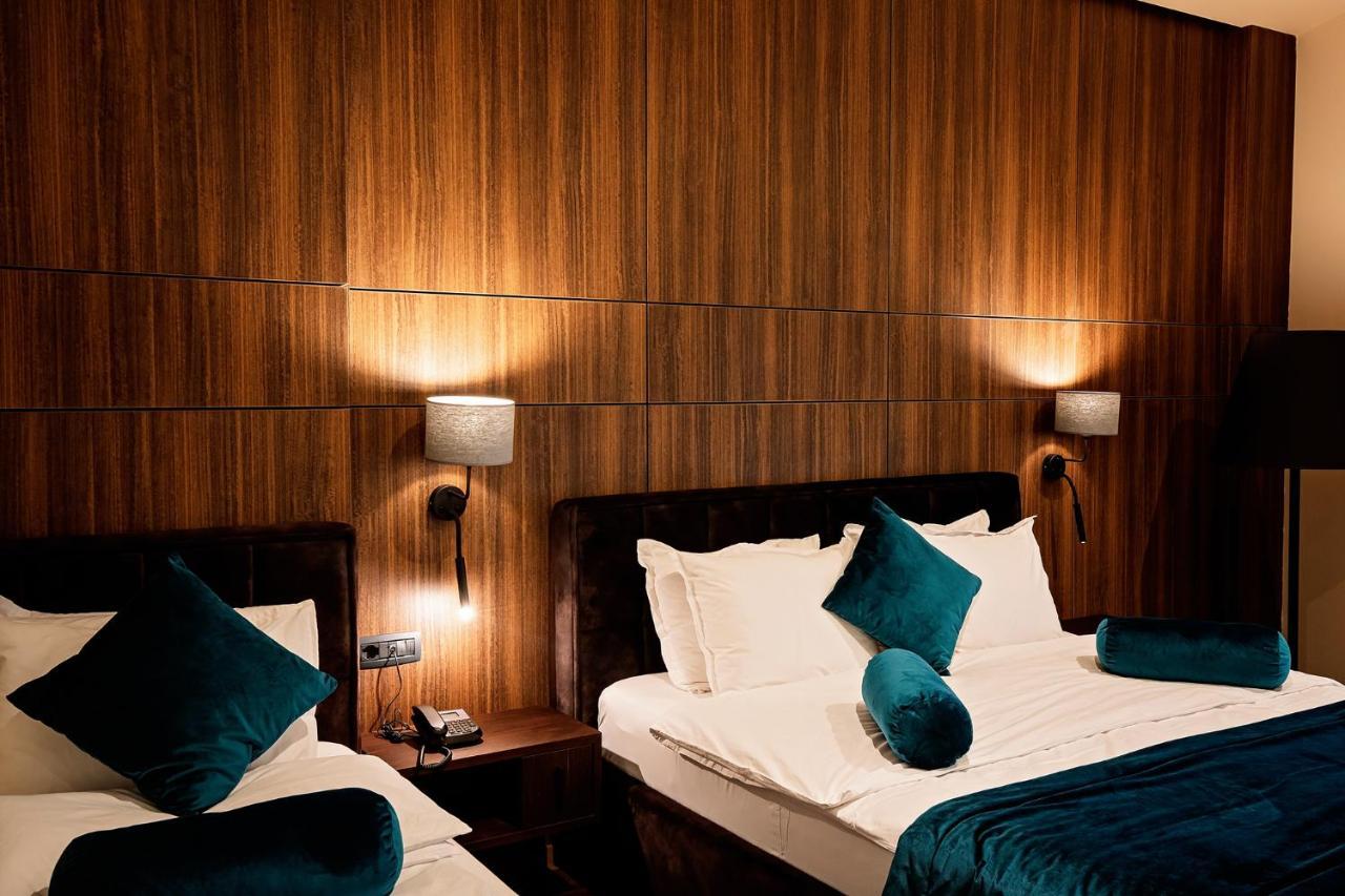 Premium Park Hotel Prizren Ngoại thất bức ảnh