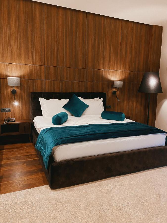 Premium Park Hotel Prizren Ngoại thất bức ảnh