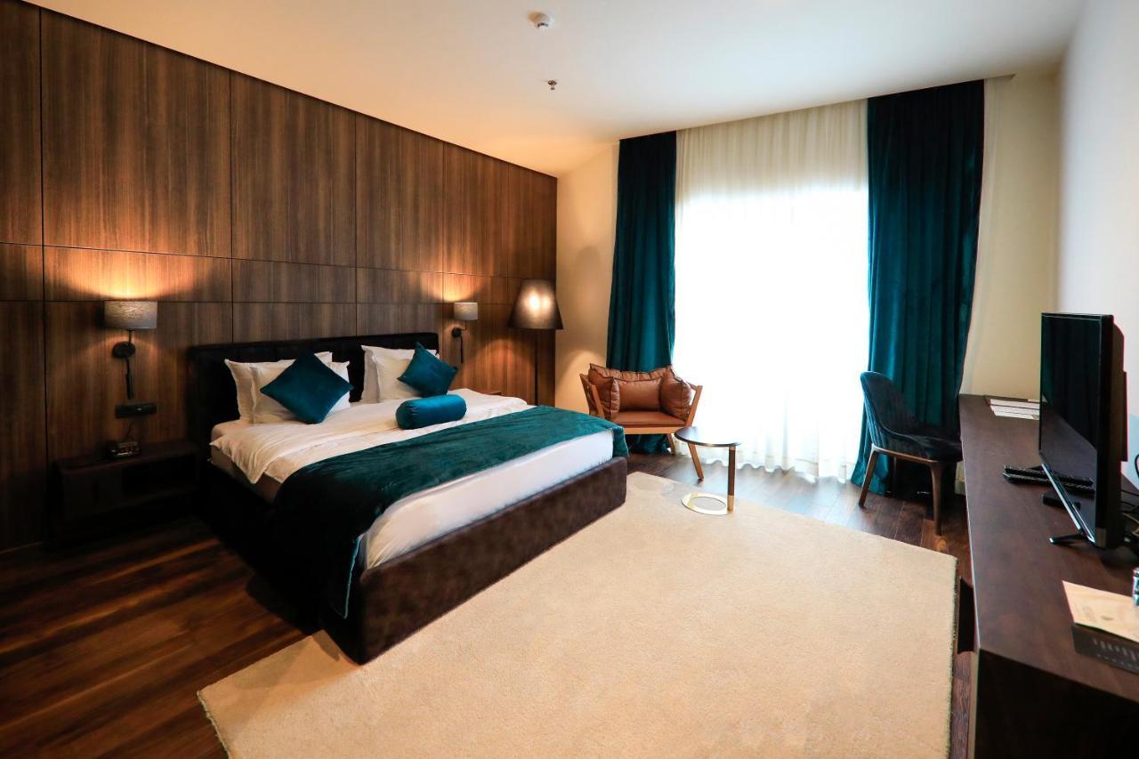 Premium Park Hotel Prizren Ngoại thất bức ảnh