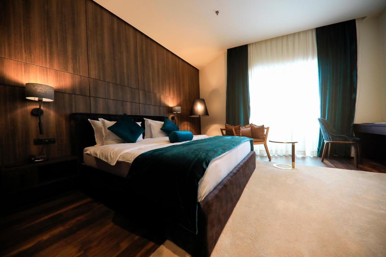 Premium Park Hotel Prizren Ngoại thất bức ảnh