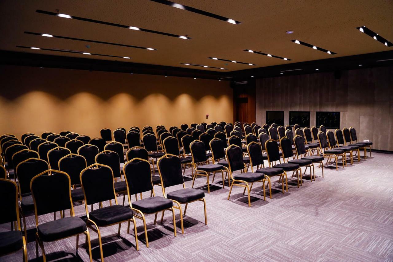 Premium Park Hotel Prizren Ngoại thất bức ảnh
